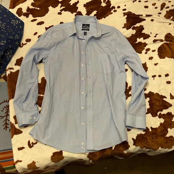 Stafford Men’s Light Blue Button Down - Picture 1 of 2